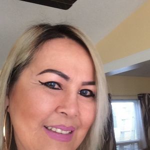 Meet your Posher, Esther